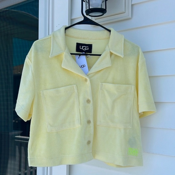 Yellow terry cloth UGG NWT cropped button down - Picture 1 of 5